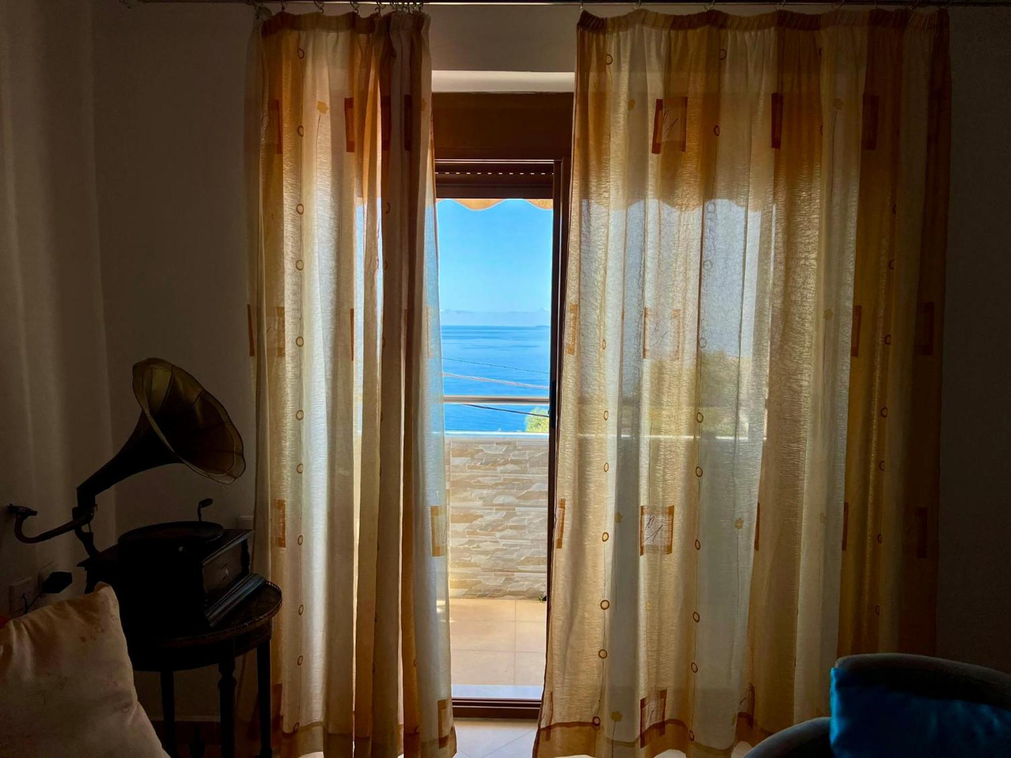 Apartmán Liza'S Lukovë Exteriér fotografie